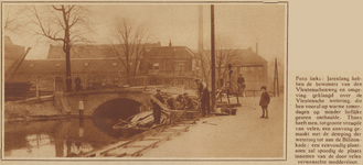 873416 Afbeelding van de start van de demping van de Vleutensche Wetering langs de Vleutenseweg te Utrecht. De wetering ...